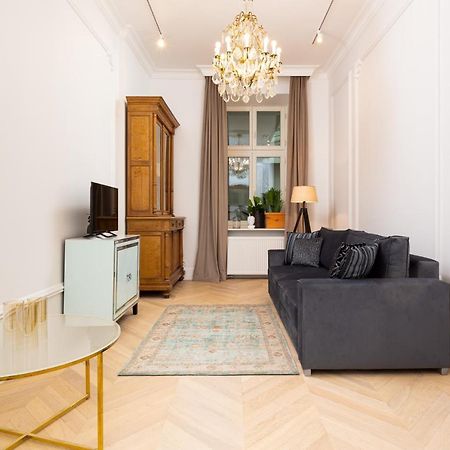 Lux Studio Kamienica Noakowskiego 16 By Noclegi Renters Varsavia Esterno foto