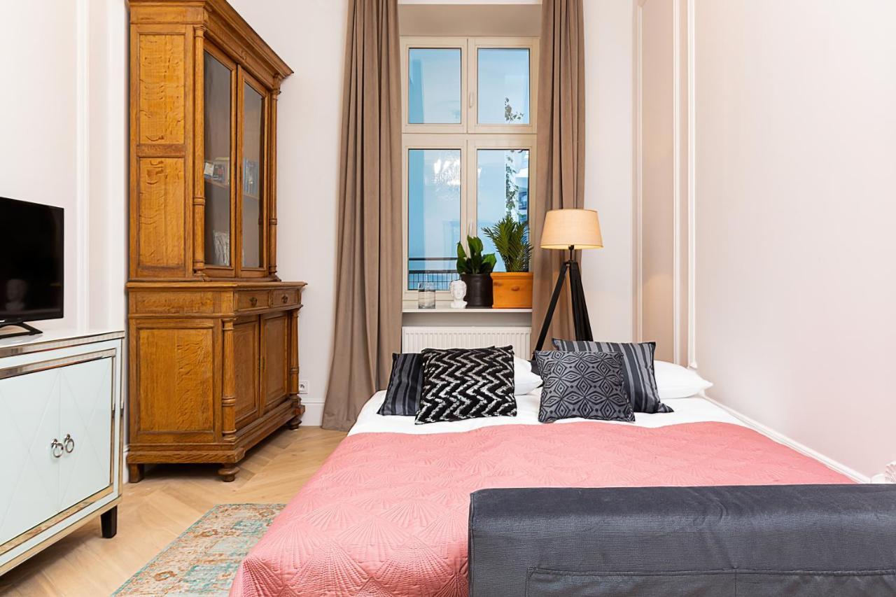 Lux Studio Kamienica Noakowskiego 16 By Noclegi Renters Varsavia Esterno foto