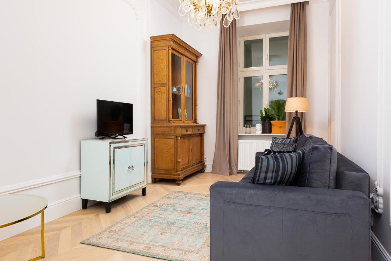 Lux Studio Kamienica Noakowskiego 16 By Noclegi Renters Varsavia Esterno foto